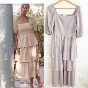 Kings road boutique gray tiered ruffle midi dress